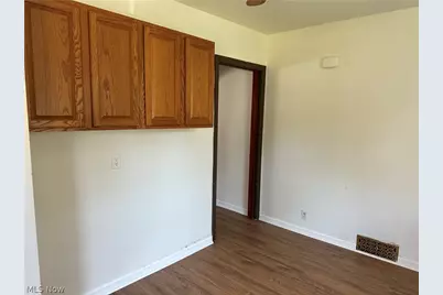 815 Detroit Avenue, Youngstown, OH 44502 - Photo 12