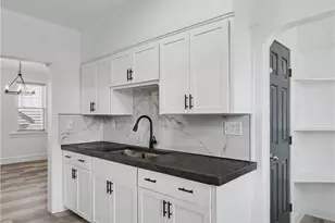 4084 W 50th St, Loveland, OH 44144 - Photo 6
