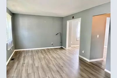 3023 Stockbridge Drive, Stow, OH 44224 - Photo 6