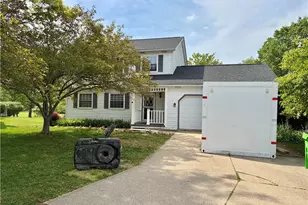 3023 Stockbridge Dr, Stow, OH 44224 - Photo 2