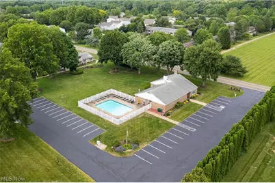 3954 Townhouse Lane, Uniontown, OH 44685 - Photo 32