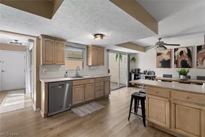 3954 Townhouse Lane, Uniontown, OH 44685 - Photo 8