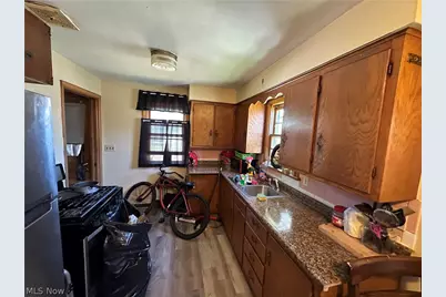 722 Miller Street, Youngstown, OH 44502 - Photo 8