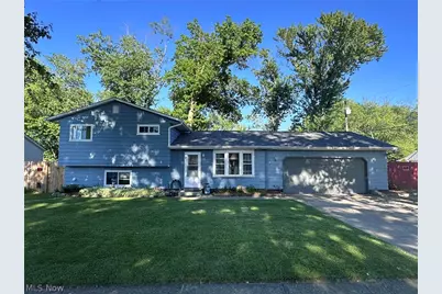 693 Hollywood Avenue, Sheffield, OH 44054 - Photo 1