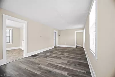 153 Henry Street, Bedford, OH 44146 - Photo 2