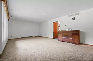 8000 Parks Ave NE, Alliance, OH 44601 - Photo 6