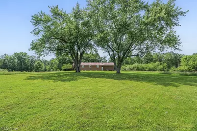 8000 Parks Avenue NE, Alliance, OH 44601 - Photo 4