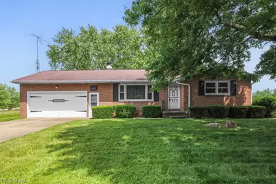8000 Parks Avenue NE, Alliance, OH 44601 - Photo 1