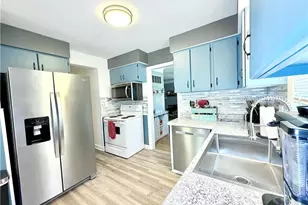 32125 Densmore Rd, Willowick, OH 44095 - Photo 8