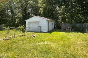 146 Berkley St, Akron, OH 44305 - Photo 22