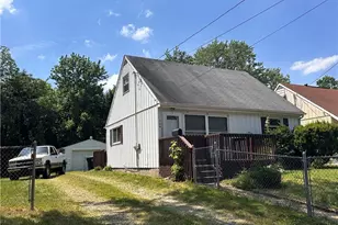 146 Berkley St, Akron, OH 44305 - Photo 2