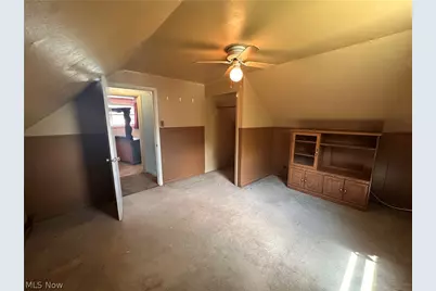 146 Berkley Street, Akron, OH 44305 - Photo 14