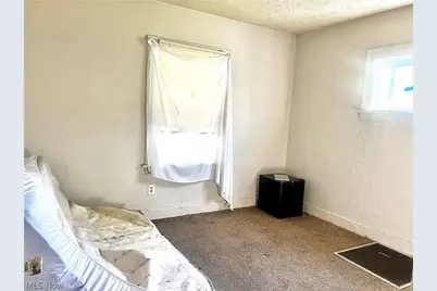 11013 Notre Dame Avenue, Loveland, OH 44104 - Photo 6