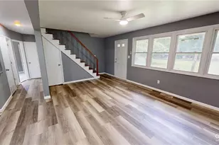 4174 Burkey Rd, Austintown, OH 44515 - Photo 8