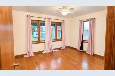 427 Logan Avenue, Mingo Junction, OH 43938 - Photo 12