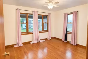 427 Logan Ave, Mingo Junction, OH 43938 - Photo 12