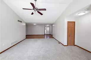 6016 W Breezeway Dr, North Ridgeville, OH 44039 - Photo 8
