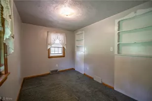 3063 Diamond St NE, Canton, OH 44721 - Photo 10