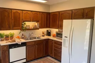 37340 Euclid Ave, Willoughby, OH 44094 - Photo 10