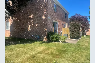 37340 Euclid Avenue, Willoughby, OH 44094 - Photo 4