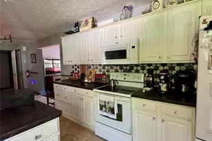 743 Dogwood Ln, Vermilion, OH 44089 - Photo 12