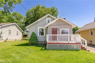 3102 25th St SE, Canton, OH 44707 - Photo 2