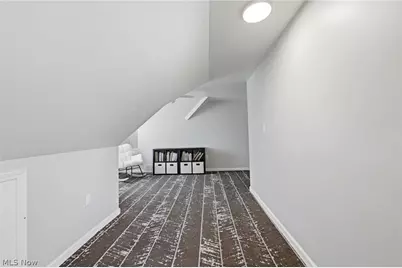 5010 Claremont Boulevard, Garfield Heights, OH 44125 - Photo 22
