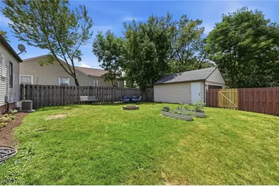 5010 Claremont Boulevard, Garfield Heights, OH 44125 - Photo 30