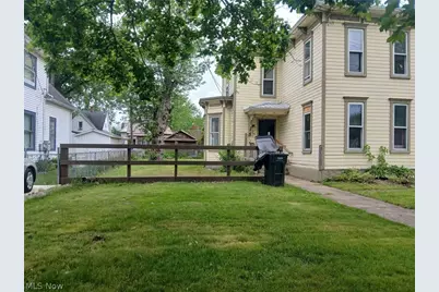 247 Whitney Street, Conneaut, OH 44030 - Photo 2