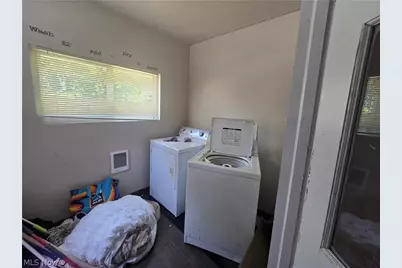 2424 Elm Street, Youngstown, OH 44505 - Photo 20