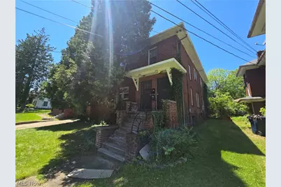 2424 Elm Street, Youngstown, OH 44505 - Photo 1