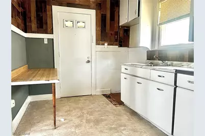 987 E 131st Street, Loveland, OH 44108 - Photo 6