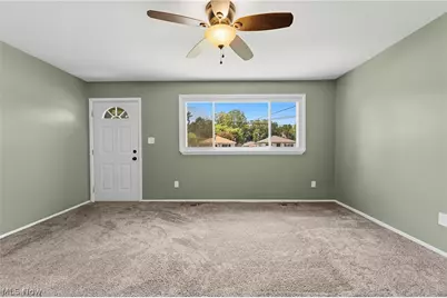 4807 Willowbrook Drive, Mentor, OH 44060 - Photo 4