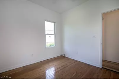 15009 Miles Avenue, Loveland, OH 44128 - Photo 18