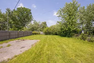 15009 Miles Ave, Loveland, OH 44128 - Photo 22