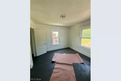 399 W Warren Avenue, Youngstown, OH 44511 - Photo 12