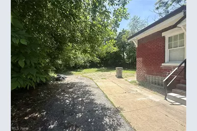 399 W Warren Avenue, Youngstown, OH 44511 - Photo 14