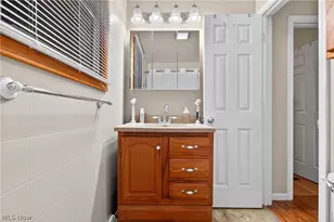 555 Standish St NW, Massillon, OH 44647 - Photo 14