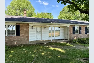 6025 California Avenue, Louisville, OH 44641 - Photo 2