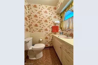 6025 California Avenue, Louisville, OH 44641 - Photo 16