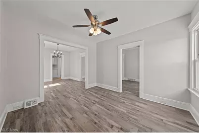 14509 Darley Avenue, Loveland, OH 44110 - Photo 4
