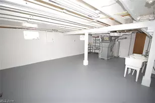 146 N Richview Ave, Youngstown, OH 44509 - Photo 10