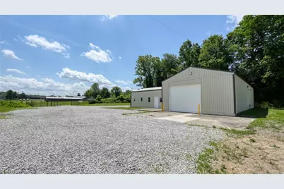 11126 E Pike Road, Cambridge, OH 43725 - Photo 4