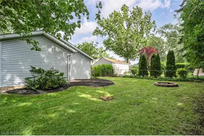 1720 Empire Road, Wickliffe, OH 44092 - Photo 10