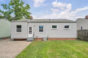 1720 Empire Rd, Wickliffe, OH 44092 - Photo 4