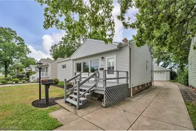 1720 Empire Road, Wickliffe, OH 44092 - Photo 2