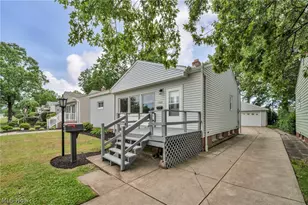 1720 Empire Rd, Wickliffe, OH 44092 - Photo 2