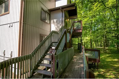 2153 Pinebrook Trail, Cuyahoga Falls, OH 44223 - Photo 20