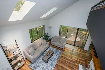 2153 Pinebrook Trail, Cuyahoga Falls, OH 44223 - Photo 32