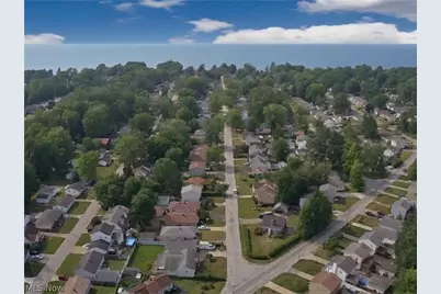 294 Plymouth Road, Eastlake, OH 44095 - Photo 2